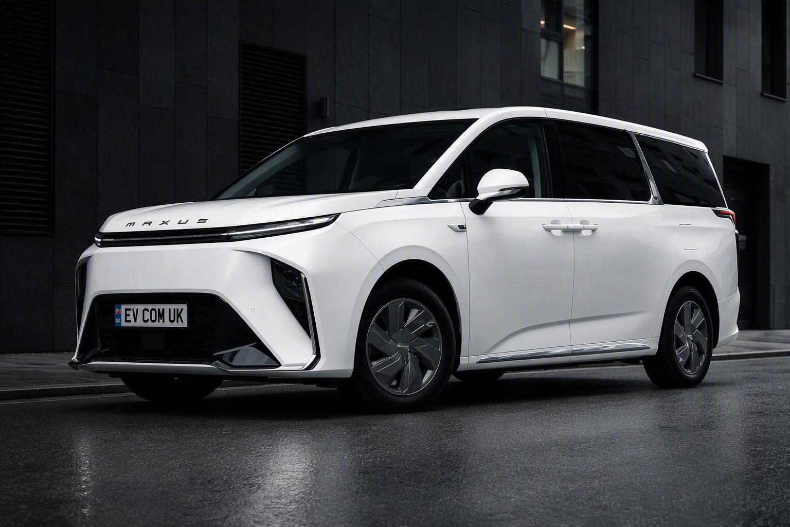 Maxus MIFA 9